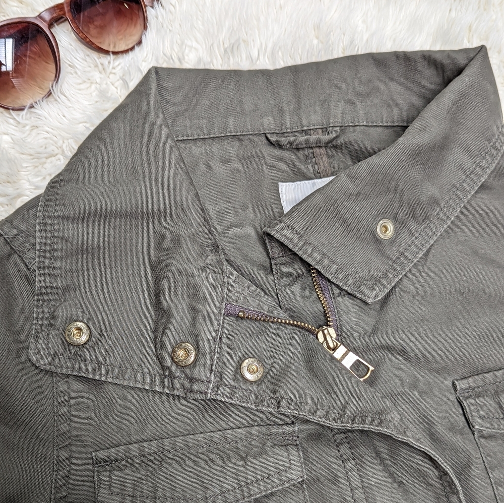 Olive Cargo Old Navy Khaki Green Jacket - Picture 2 of 16